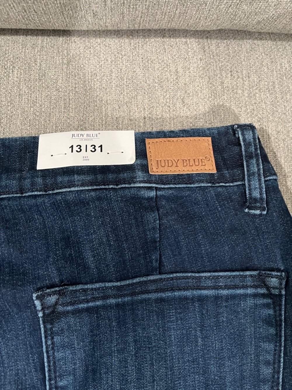 Judy Blue Pull On Super Flare Jeans Deep Blue Size 13/31 - Picture 4 of 10
